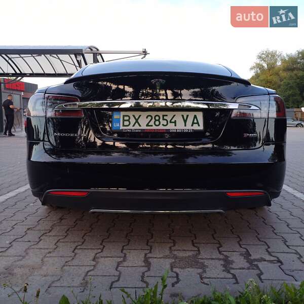 Лифтбек Tesla Model S 2013 в Хмельницком