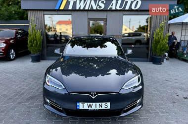 Ліфтбек Tesla Model S 2018 в 