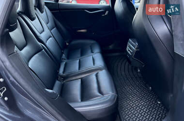 Ліфтбек Tesla Model S 2018 в 