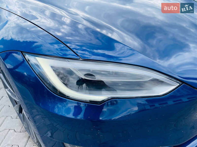 Ліфтбек Tesla Model S 2016 в Хмельницькому