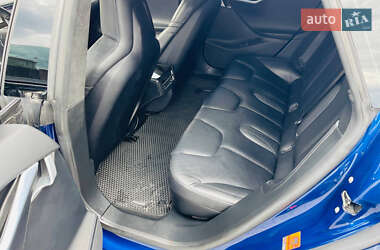 Лифтбек Tesla Model S 2016 в 