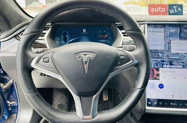 Лифтбек Tesla Model S 2016 в 