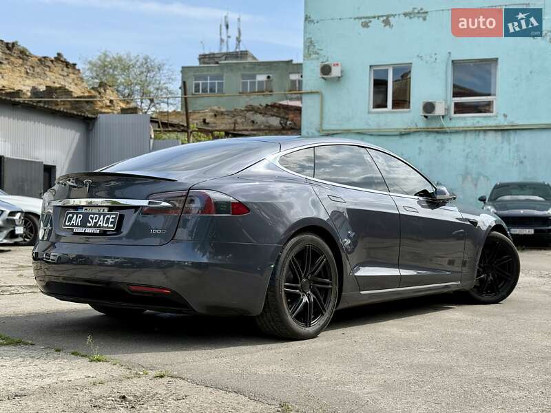 Лифтбек Tesla Model S 2019 в Одессе