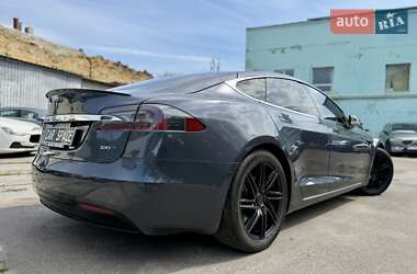 Лифтбек Tesla Model S 2019 в 