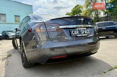 Лифтбек Tesla Model S 2019 в 