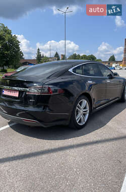 Лифтбек Tesla Model S 2014 в 