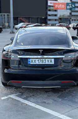 Ліфтбек Tesla Model S 2012 в 
