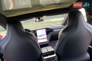 Лифтбек Tesla Model S 2018 в 