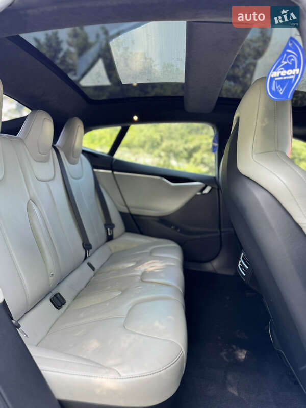 Лифтбек Tesla Model S 2015 в Львове фото 20 Лифтбек Tesla Model S 2015 в Львове