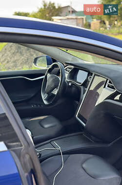 Лифтбек Tesla Model S 2016 в 