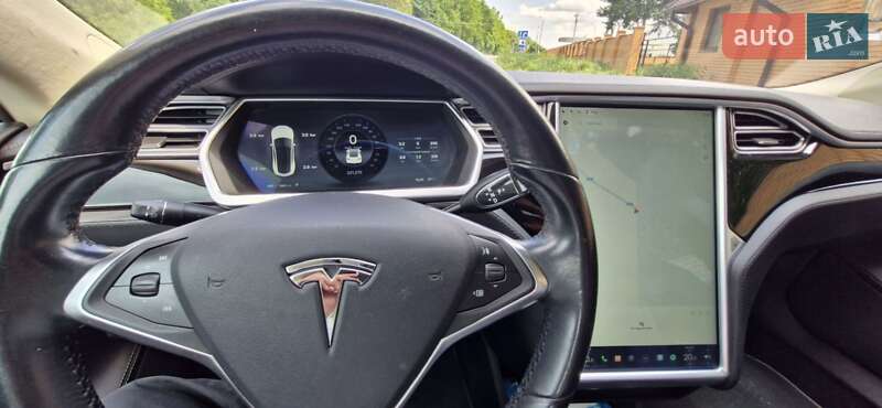 Ліфтбек Tesla Model S 2014 в Красилові