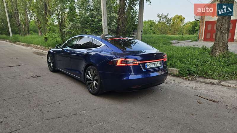 Лифтбек Tesla Model S 2019 в Харькове