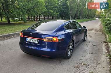 Ліфтбек Tesla Model S 2019 в Харкові