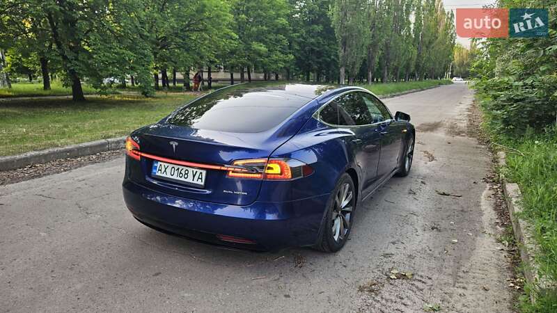 Лифтбек Tesla Model S 2019 в Харькове