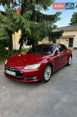 Ліфтбек Tesla Model S 2014 в Києві