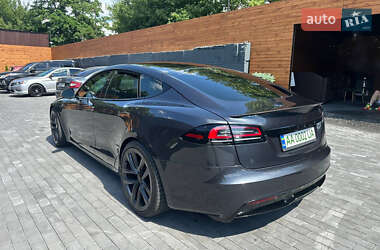 Лифтбек Tesla Model S 2024 в 