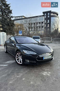 Ліфтбек Tesla Model S 2014 в Тернополі