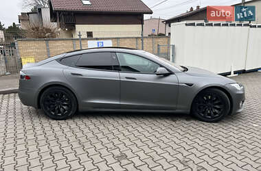 Лифтбек Tesla Model S 2018 в 