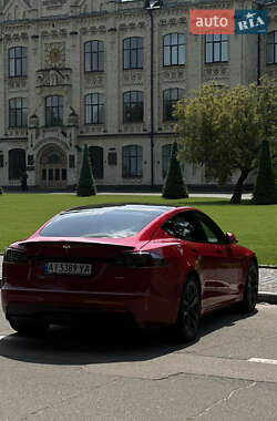 Лифтбек Tesla Model S 2021 в 