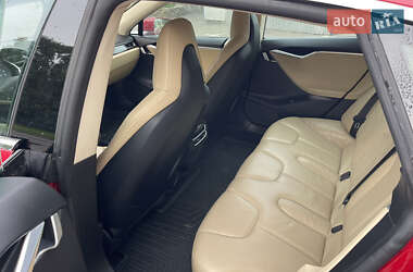 Ліфтбек Tesla Model S 2013 в 