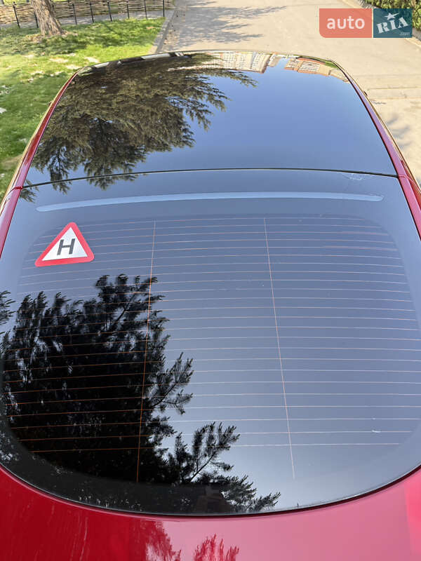 Ліфтбек Tesla Model S 2018 в Івано-Франківську