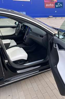 Ліфтбек Tesla Model S 2018 в 
