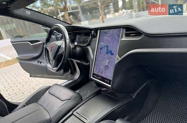 Лифтбек Tesla Model S 2018 в 