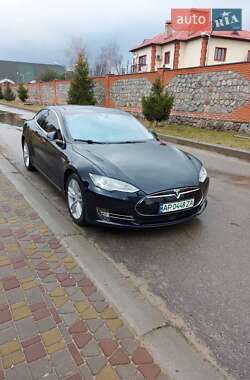Лифтбек Tesla Model S 2015 в Запорожье
