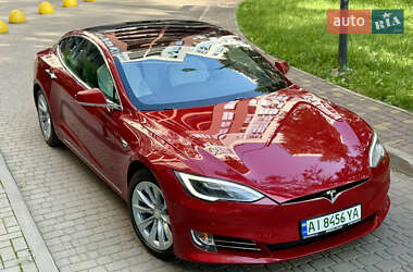 Лифтбек Tesla Model S 2017 в Броварах