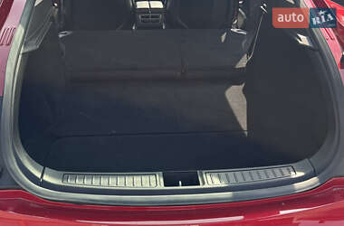 Ліфтбек Tesla Model S 2014 в 