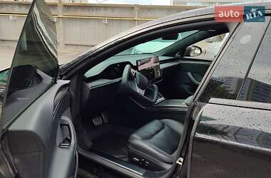Лифтбек Tesla Model S 2021 в 