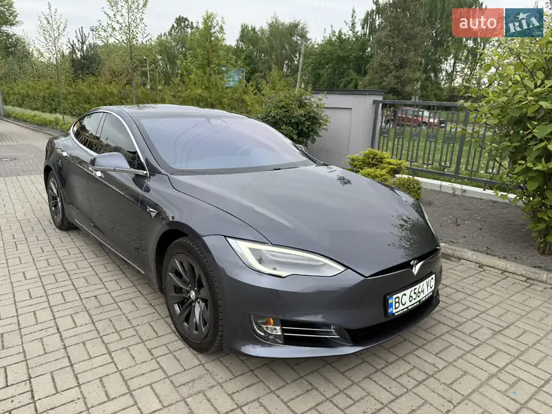 Tesla Model S
