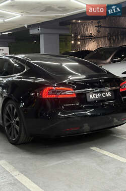 Лифтбек Tesla Model S 2018 в 