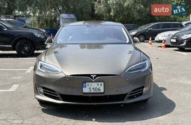 Лифтбек Tesla Model S 2016 в 