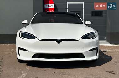 Лифтбек Tesla Model S 2022 в 