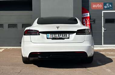 Лифтбек Tesla Model S 2022 в 