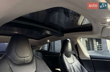 Лифтбек Tesla Model S 2014 в 