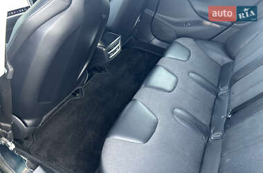 Лифтбек Tesla Model S 2013 в 