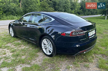 Лифтбек Tesla Model S 2013 в 