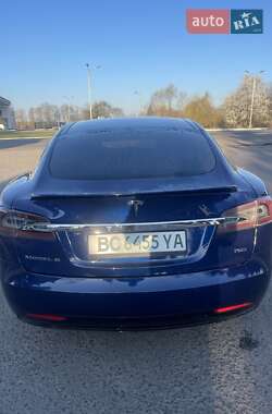 Лифтбек Tesla Model S 2016 в 
