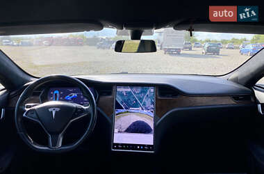 Лифтбек Tesla Model S 2019 в 