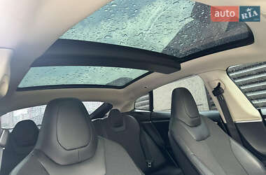Ліфтбек Tesla Model S 2014 в 