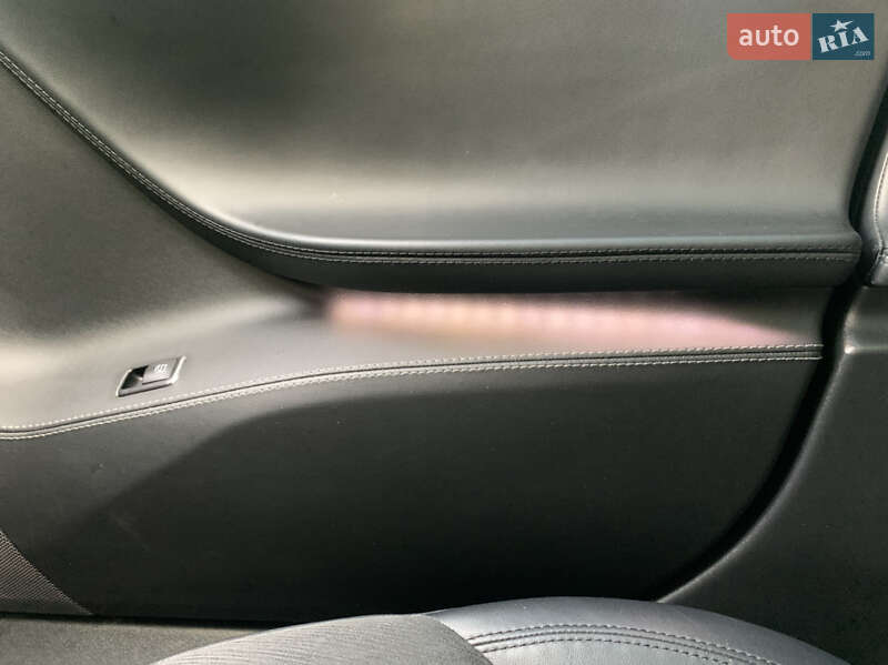 Лифтбек Tesla Model S 2014 в Львове фото 20 Лифтбек Tesla Model S 2014 в Львове