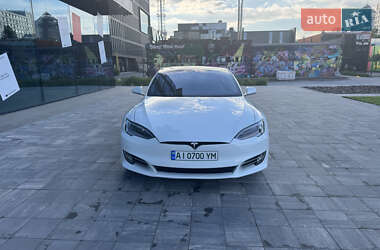 Ліфтбек Tesla Model S 2020 в Києві