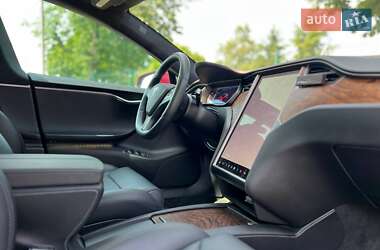 Лифтбек Tesla Model S 2019 в 