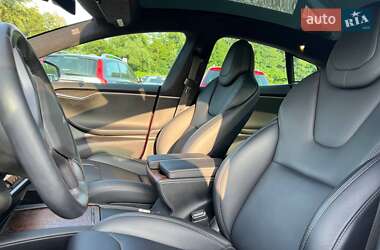 Лифтбек Tesla Model S 2019 в 