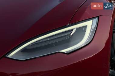Лифтбек Tesla Model S 2019 в 