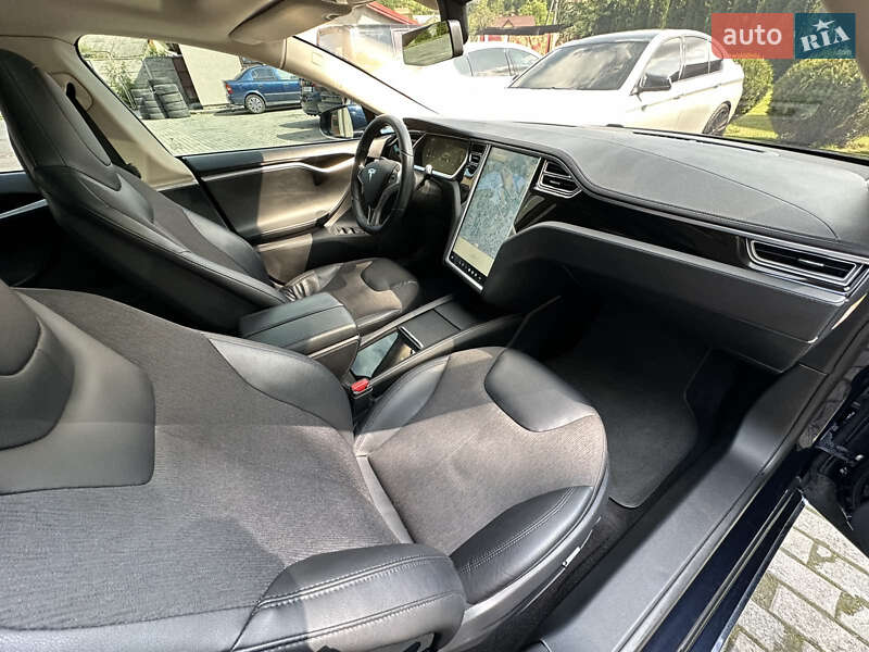 Лифтбек Tesla Model S 2014 в Львове фото 24 Лифтбек Tesla Model S 2014 в Львове