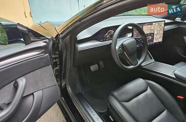 Лифтбек Tesla Model S 2023 в 
