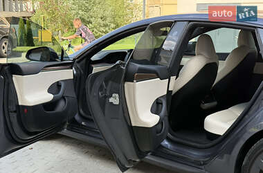 Ліфтбек Tesla Model S 2022 в 
